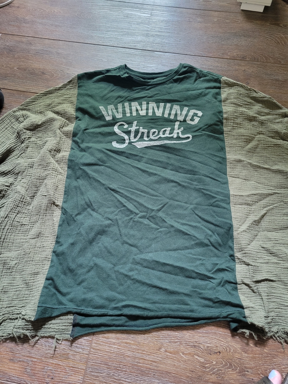 Women's 'Winning Streak' Green Graphic Shirt